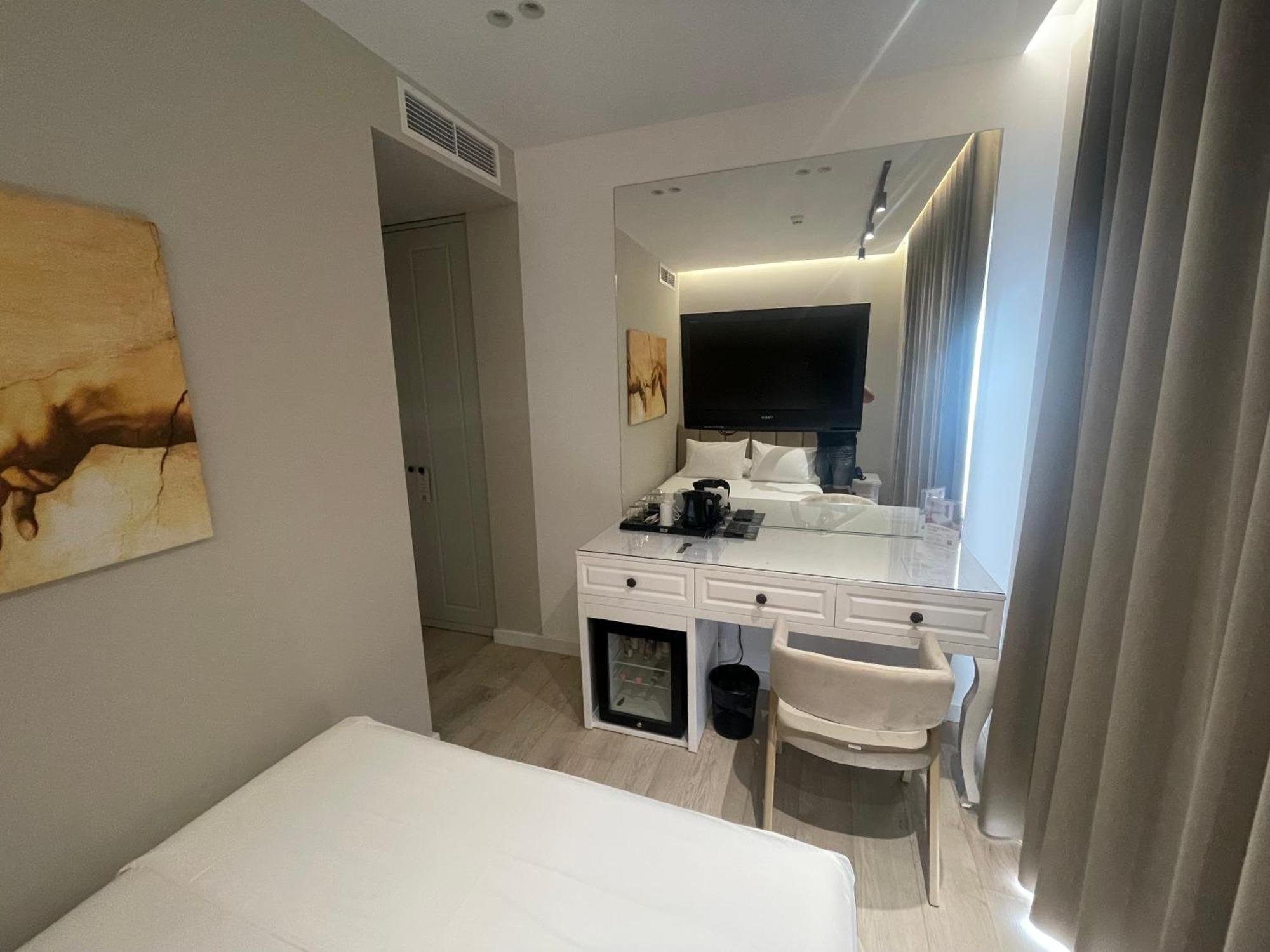 Seaside Hotel Vlore Exterior photo